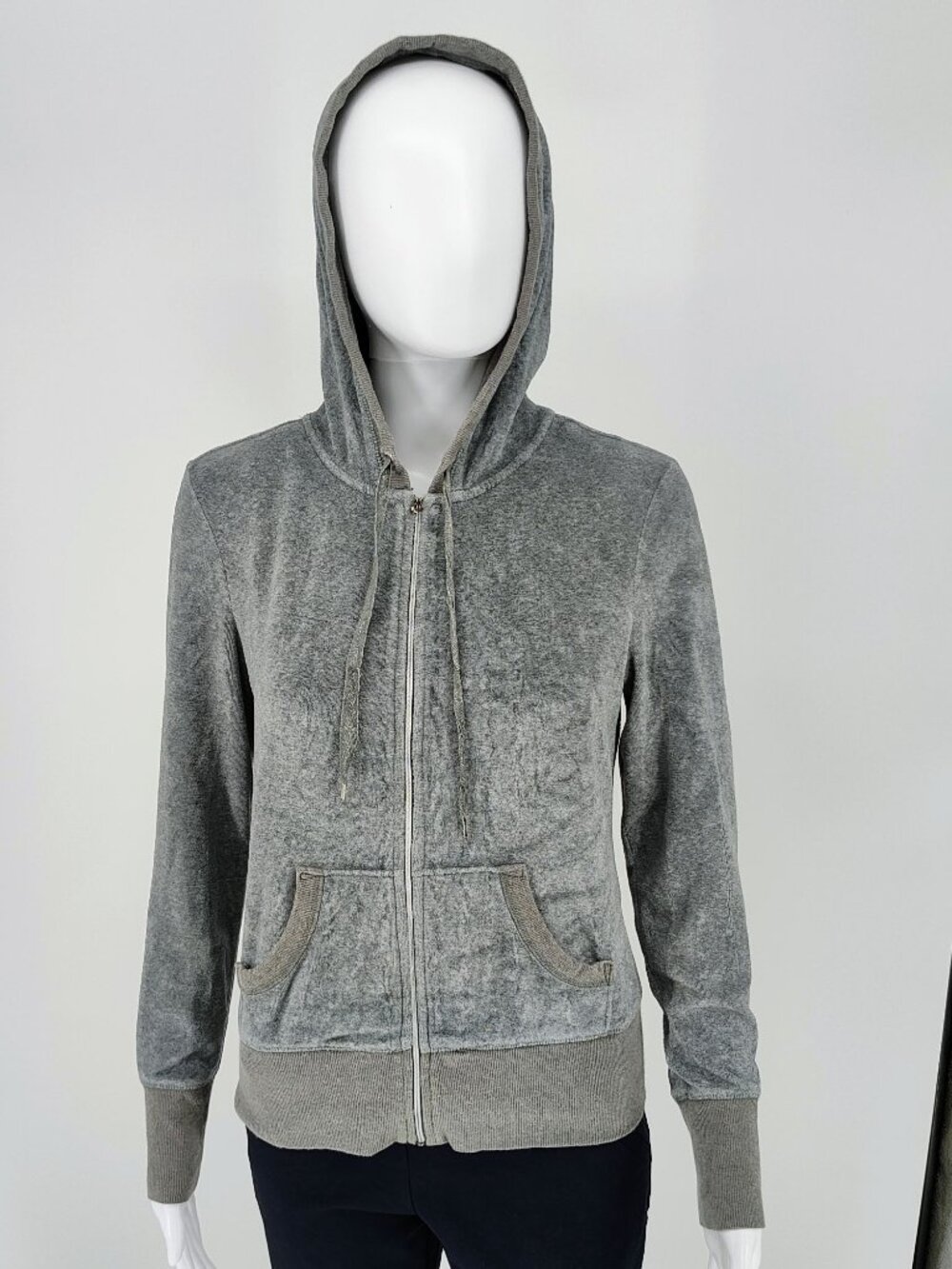 2010s Victoria's Secret VSX Sexy Sport Grey Zip-Up Hoodie Jacket (Small)